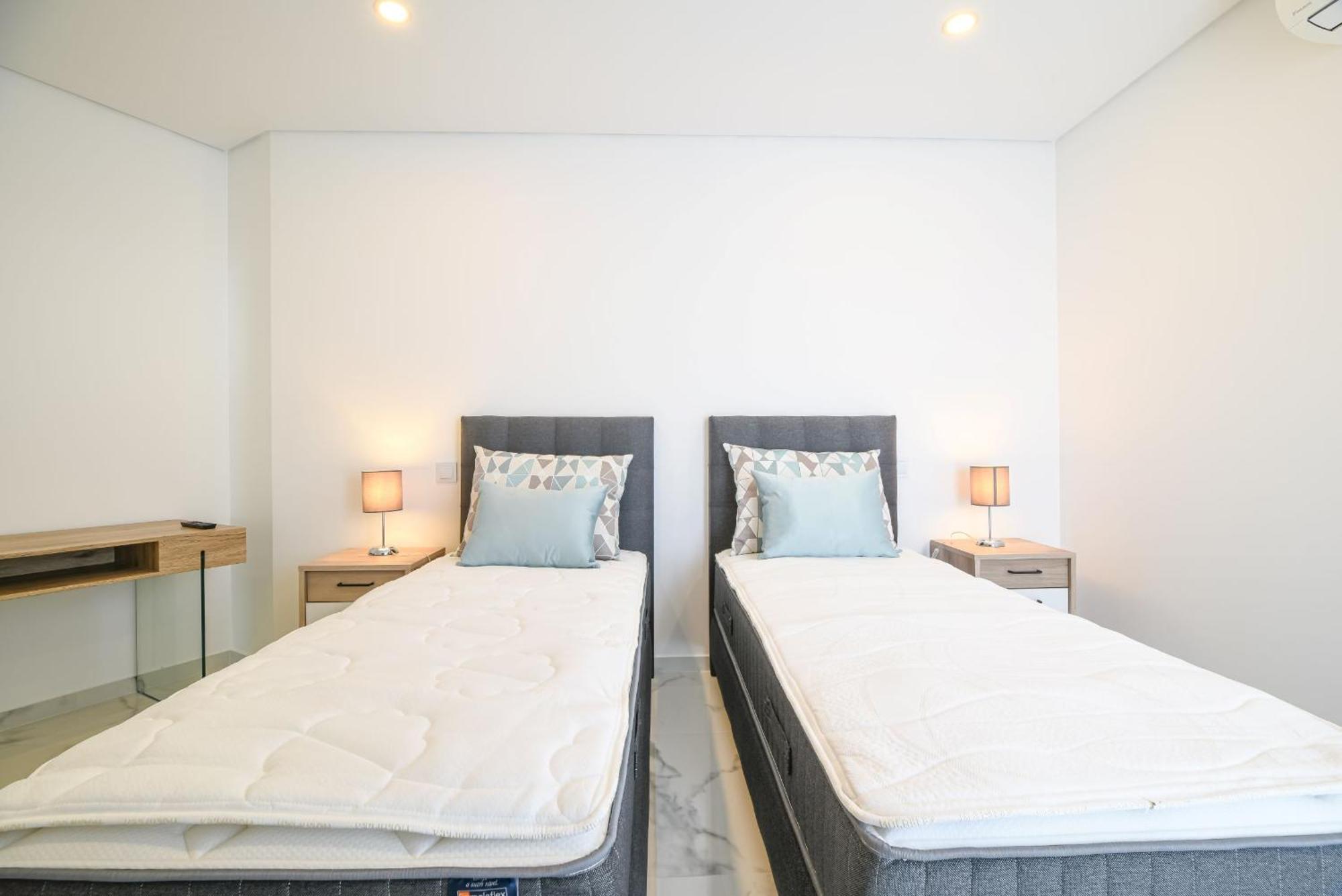 The Penthouse In Praia Da Rocha Portimao Bagian luar foto
